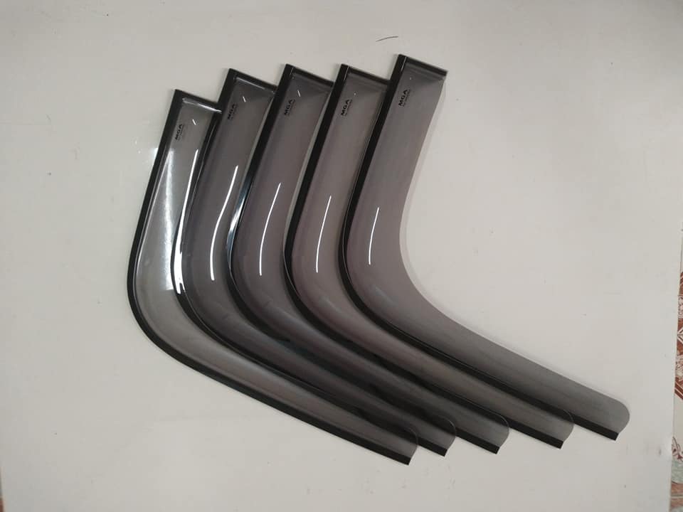 Vè che mưa Hyundai Universe – Theo form xe, dễ lắp đặt - Ảnh 3